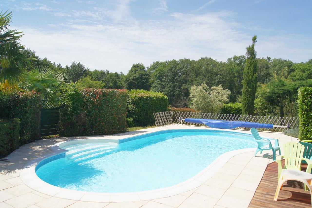 Chambres D Hotes De La Mauguiniere Neuille-le-Lierre ภายนอก รูปภาพ